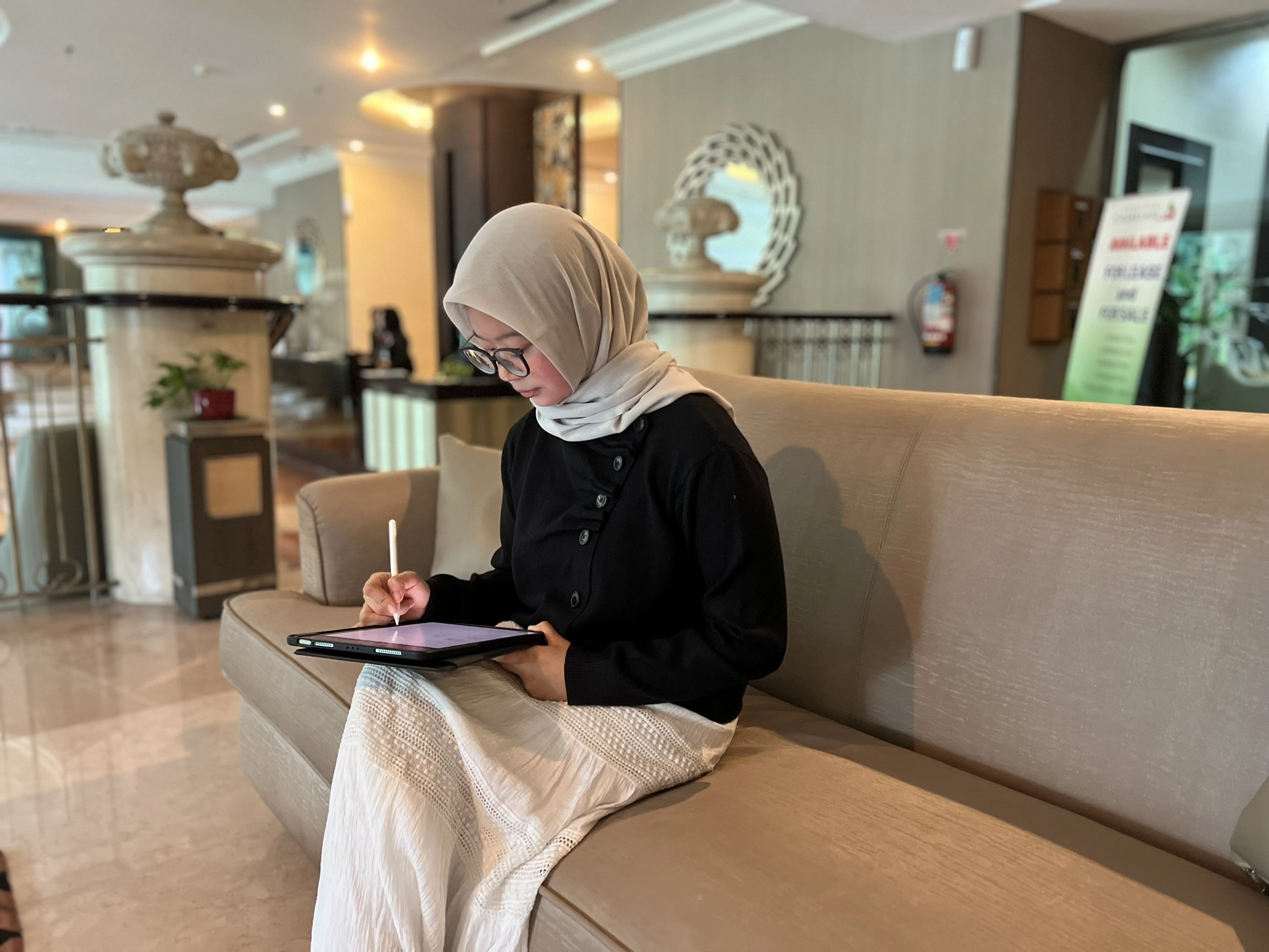 kegiatan belajar online bersama tutor alumni PTN